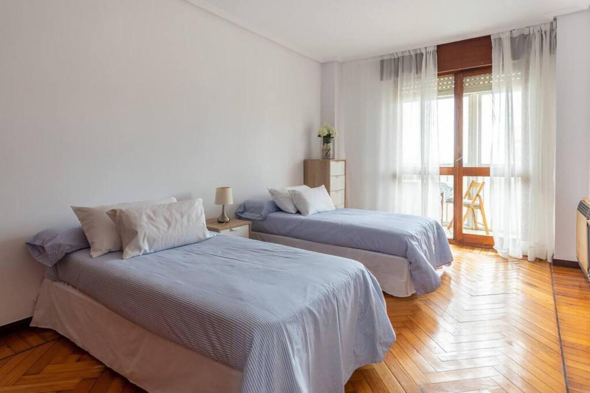 Apartamento En Alto Miranda Con Parking Leilighet Santander Eksteriør bilde